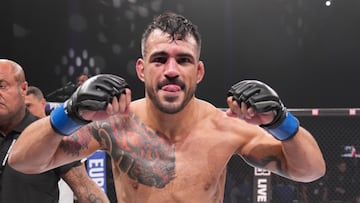 Acoidan Duque tras una de sus peleas.