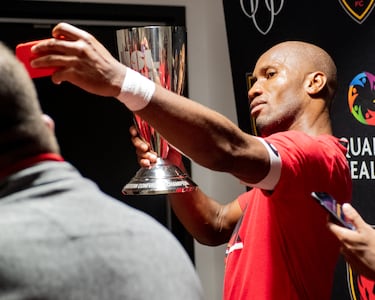 El último equipo en el que jugó la leyenda de Costa de Marfil como futbolista fue el Arizona, del que ahora es propietario. Juega en la USL, la segunda división de Estados Unidos, y juega en el estadio Wild Horse Pass con capacidad para 10.000 personas.