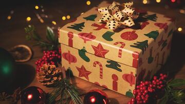 Los dos ingresos que llaman la atención de Hacienda con los aguinaldos en Navidad: atención a estos regalos entre familiares