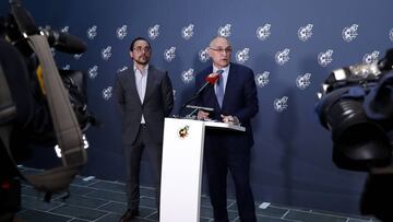 Alfredo Olivares y Andreu Camps, de la Federación. Hablaron de LaLiga, el VAR, los horarios, el fútbol femenino...