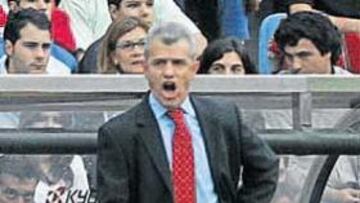 <b>DOMINADOS. </b>Aguirre ya ganó al Sevilla con el Atleti en el Calderón.