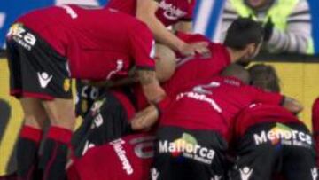 <b>PIÑA DE ALEGRÍA. </b>Los jugadores del Mallorca, celebrando uno de los 18 goles marcados en esta Liga.