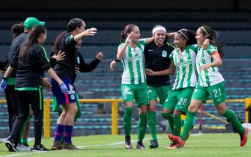 Con gol de Lorena Bedoya y doblete de Estefanía González, Atlético Nacional venció 3-2 a Santa Fe y accede a la final de la Liga Águila Femenina.