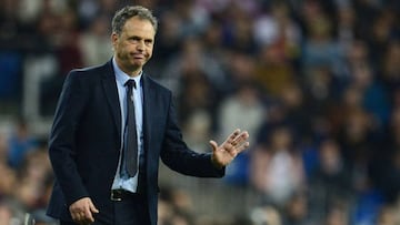 Sevilla sack Vincenzo Montella; Joaquín Caparrós returns