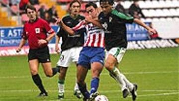 <b>YA NO ES COLISTA</b>. La única nota positiva que el Sporting puede sacar del empate de ayer es que gracias al punto logrado ya no es colista.