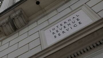 La señalización se ve en la sede del Servicio de Impuestos Internos (IRS) en Washington, D.C., EE. UU., 10 de mayo de 2021.