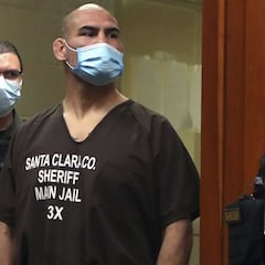 Caín Velásquez sale de prisión tras ocho meses