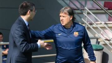 Despu¨¦s de la derrota en Granada, los jugadores del Barcelona han recibido la visita del presidentedel club, Josep Maria Bartomeu.
