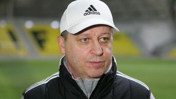 Vernidub critica el arbitraje