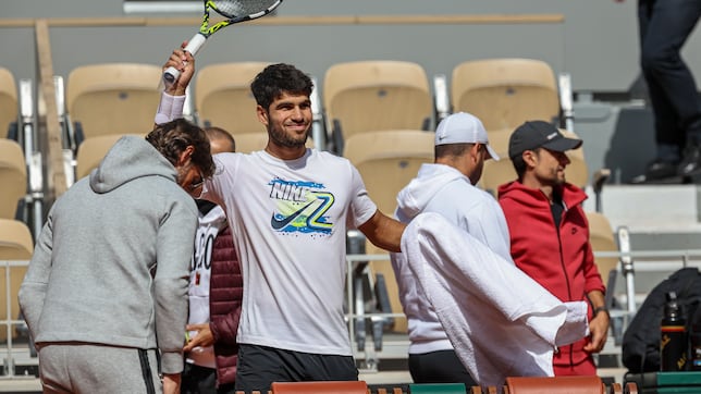 ¿A qué hora es el Alcaraz - Zeppieri? Canal TV, horario y cómo ver el debut de Carlos en Roland Garros 2025