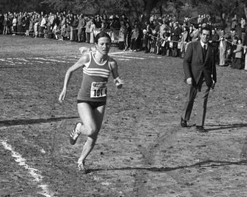 Carmen Valero, por primera vez campeona del mundo de cross.