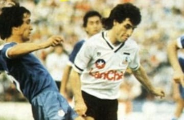 Raúl Ormeño fue uno de los jugadores históricos de la época dorada de Colo Colo, conquistando los títulos de 1979, 1981, 1983, 1986, 1989, 1990 y 1991, además de la LIbertadores. 