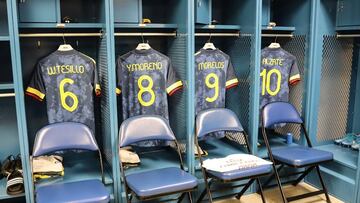 Steven Alzate usa la 10 de la Selección Colombia ante Ecuador.