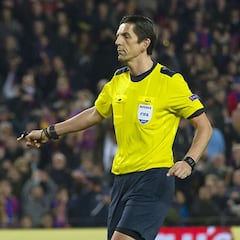 Qué fue de Aytekin, el árbrito señalado tras el 6-1 del Barcelona al PSG