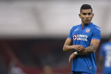 A pesar de su bajo nivel en los últimos torneos con Chivas, el Rebaño Sagrado vendió a muy buen precio al mediocampista al Cruz Azul.