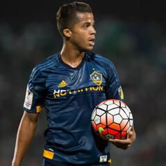 Gran parte de afición del Galaxy, feliz por salida de Gio dos Santos