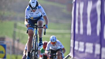Van Vleuten sufre doble fractura de pubis tras su ca¨ªda en Roubaix
