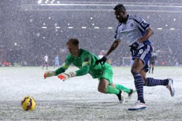 La nieve se robó todas las miradas del duelo entre Manchester City y West Bromwich.