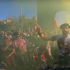 Fiestón en bici: así fue la sesión de Dom Whiting en Barcelona