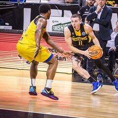 Guy ya brilla en Tenerife