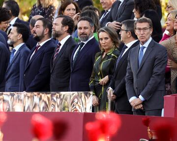 El portavoz adjunto de Ciudadanos en el Congreso, Edmundo Bal; el portavoz parlamentario de Vox en el Congreso, Iván Espinosa de los Monteros; el líder de Vox, Santiago Abascal; la portavoz parlamentaria del PP en el Congreso, Cuca Gamarra; el portavoz del grupo socialista en el Congreso, Patxi López y el presidente del PP, Alberto Núñez Feijóo.