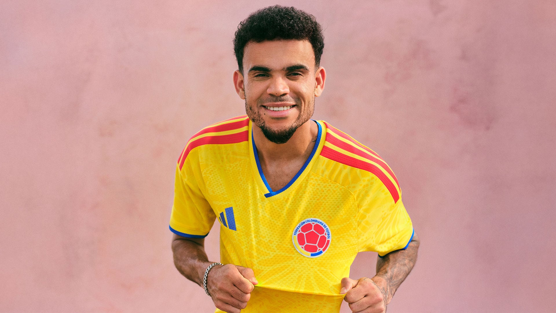 Así es la nueva camiseta de la Selección Colombia para el Mundial 2026