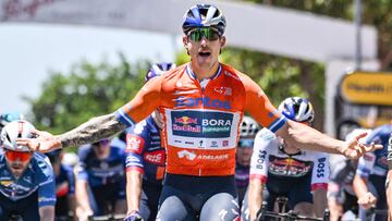 Red Bull-Bora-Hansgrohe rider Australia's Sam Welsford reacts after winning stage two of the Tour Down Under cycling race in Adelaide on January 22, 2025. (Photo by Brenton Edwards / AFP) / -- IMAGE RESTRICTED TO EDITORIAL USE - STRICTLY NO COMMERCIAL USE --