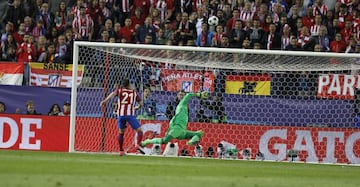 Keylor Navas pulled off two vital saves in quick succession to deny Gameiro