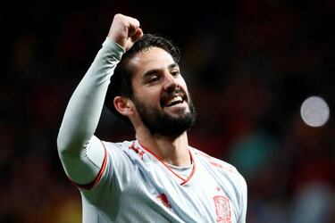 Spain 6-1 Argentina: La Roja thrash Messi-less Albiceleste