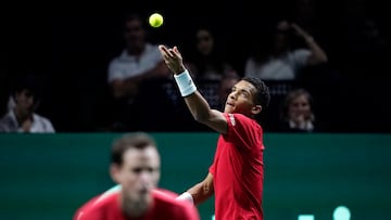 26/11/22 TENIS COPA DAVIS EN MALAGA SEMIFINALES
ITALIA - CANADA DOBLES.
MATTEO BERRETTINI FABIO FOGNINI - VASEK POSPISIL FELIX AUGER ALIASSIME