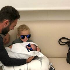 Miguel Layún presume el nacimiento de su nuevo hijo