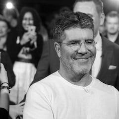 Simon Cowell es operado de urgencia después de romperse la espalda en un accidente