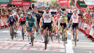 Juan Sebastian Molano, del UAE Team EMirates, ganador de la 12ª etapa de La Vuelta.
