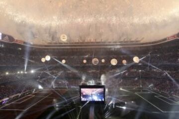  Fin de fiesta en el estadio Santiago Bernabéu con toda la afición.