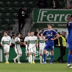 Elche 4-0 Oviedo: resumen, goles y resultado