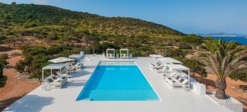 La isla privada favorita de Ibiza de CR7 o Justin Bieber, a la venta por 150 millones de euros