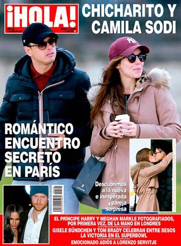 Portada de &iexcl;Hola! con Chicharito y Camila Sodi