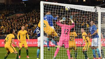 Brasil se esfuerza poco para golear a rival de Chile en la Copa