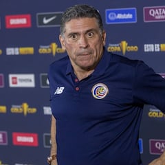 Luis Fernando Suárez: el DT de Costa Rica que fracasó en México