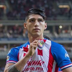 Alan Pulido: “Amo a Chivas; yo no quería salir y ojalá pueda regresar”