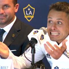 Chicharito unveiled at LA Galaxy