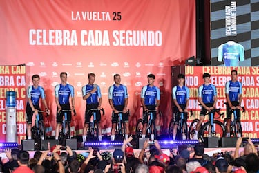 El Decathlon AGR2 La Mondiale en la presentación de La Vuelta celebrada en Turín.