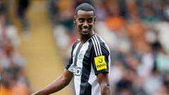 El momento de apostar por Isak: Sus opciones a 2 semanas del cierre de mercado