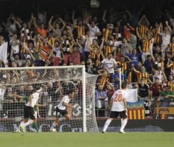 Valencia-St. Gallen. Ricardo Costa marca el 4-0.