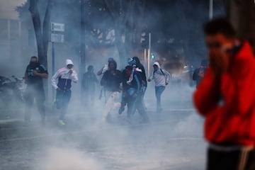 Batalla campal entre los ultras del Marsella y la policía