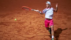 Schwartzman con doble sonrisa en Barcelona