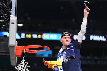 Donte DiVincenzo.