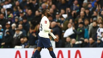Soccer Football - FA Cup Third Round - Tottenham Hotspur v Morecambe - Tottenham Hotspur Stadium, London, Britain - January 9, 2022 Tottenham Hotspur's Tanguy Ndombele walks off the pitch after being substituted REUTERS/David Klein