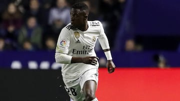 El Reglamento permite que Vinicius juegue el playoff con el Castilla