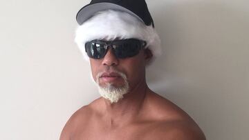 Así ha posado Tiger Wodds para sus hijos y sus fans.